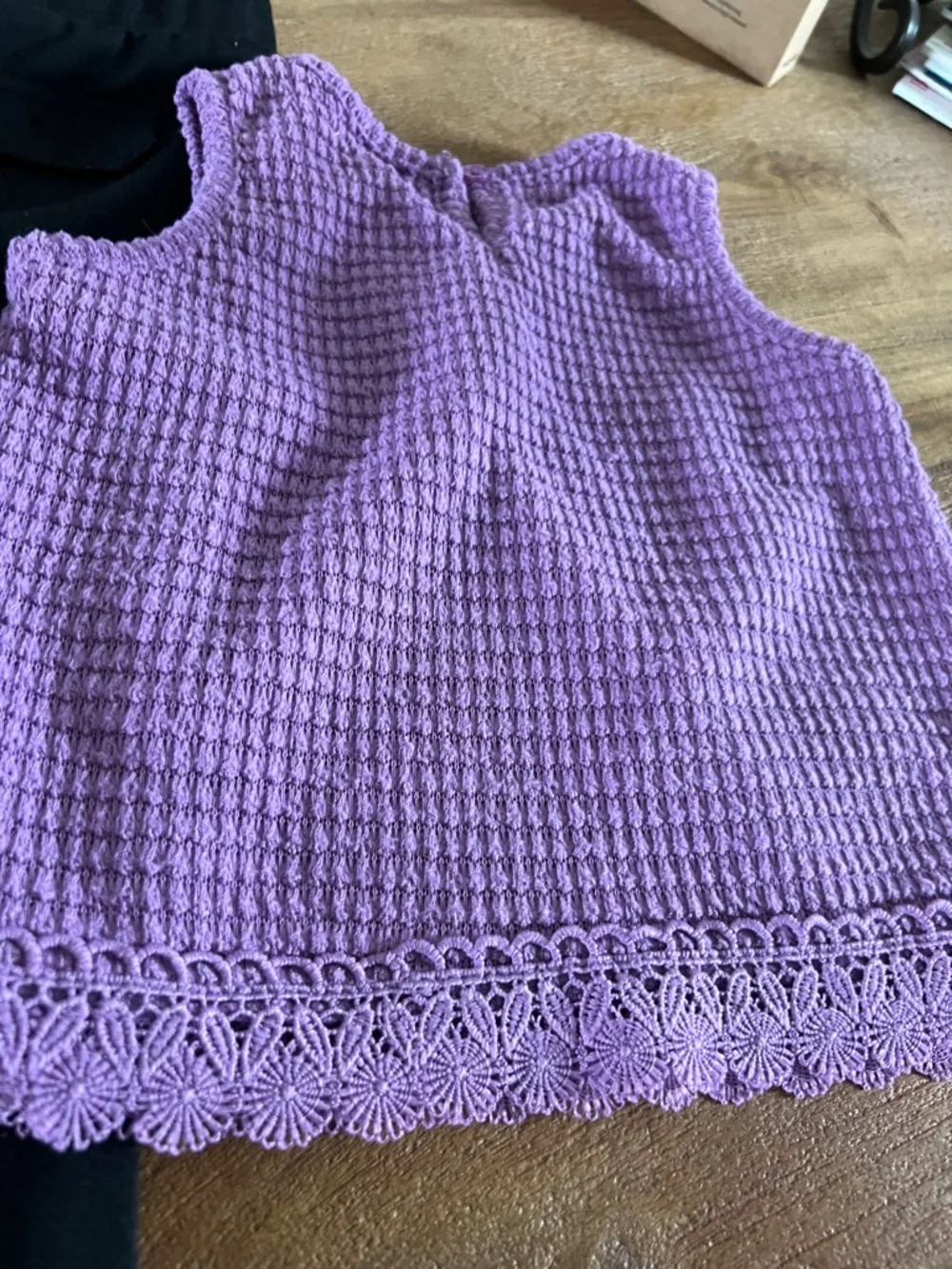 Btween top and pants. - Picture 5 of 9